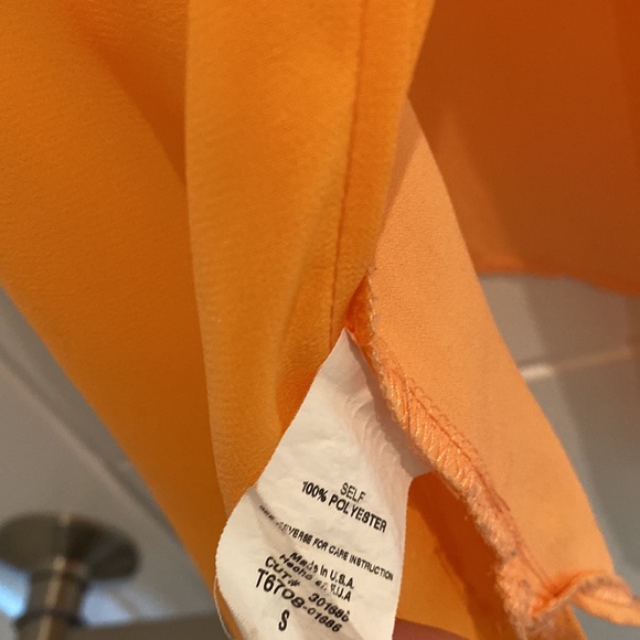 Sherbert orange sheer back tank sizeS - Picture 3 of 4